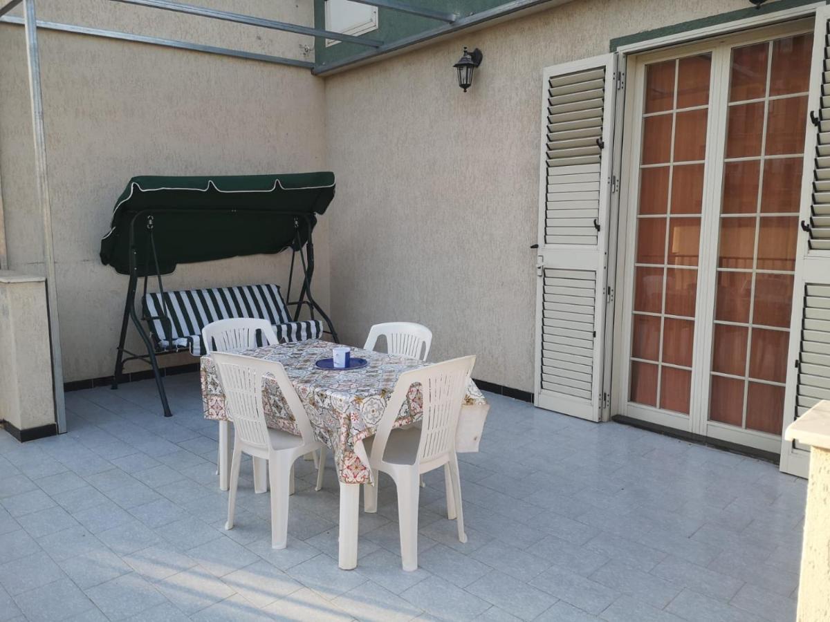 La Regina Di Coppe Apartment Licata Exterior photo