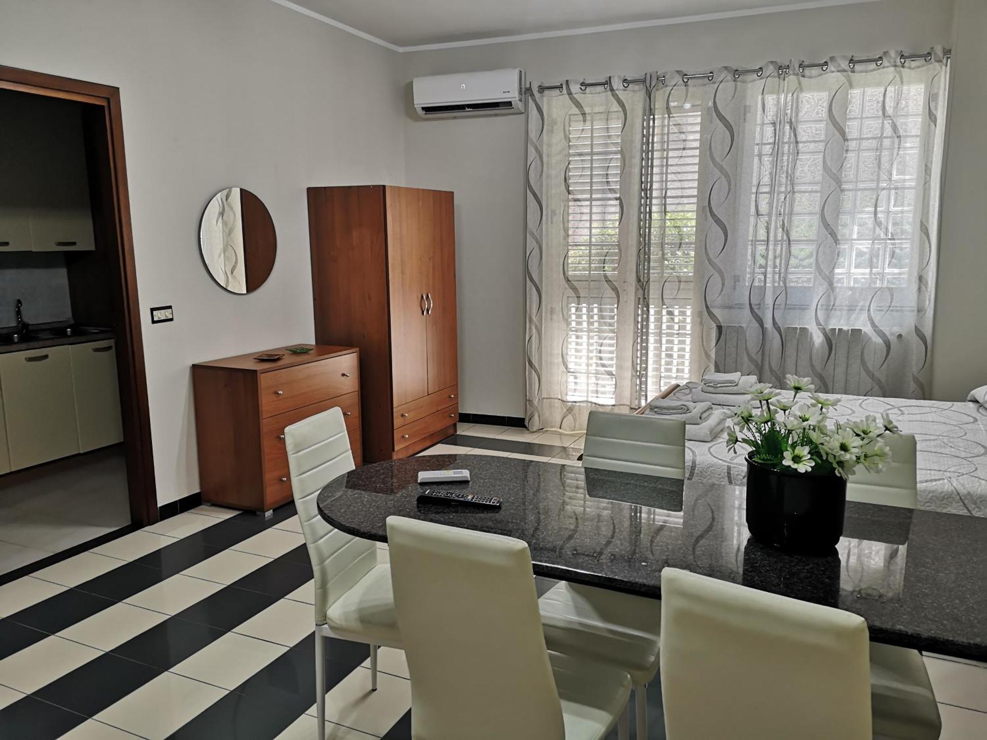 La Regina Di Coppe Apartment Licata Exterior photo